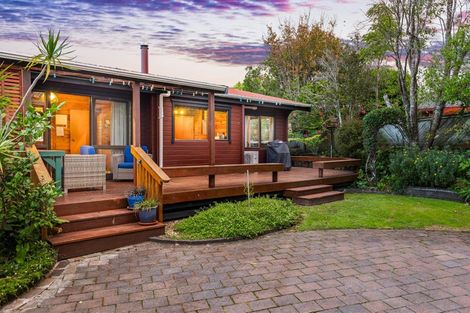 Photo of property in 124 West Harbour Drive, West Harbour, Auckland, 0618