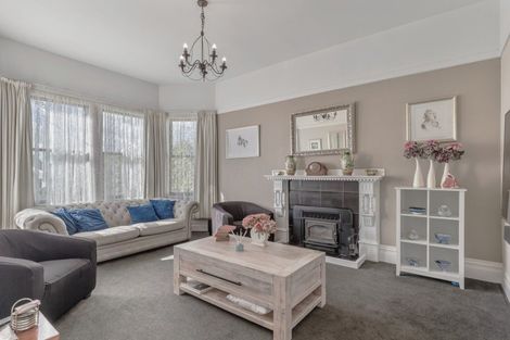 Photo of property in 39 Mako Mako Road, Levin, 5510