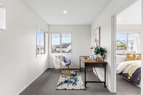 Photo of property in 11 Kouras Place, Flat Bush, Auckland, 2016