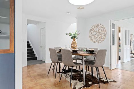 Photo of property in 3 Milford Place, Chartwell, Hamilton, 3210