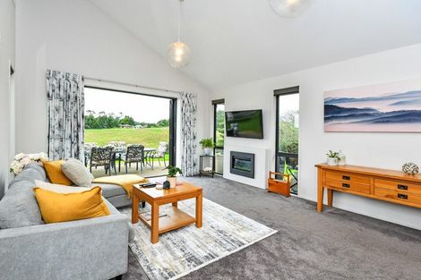 Photo of property in 48a Sinclair Road, Ararimu, Drury, 2579