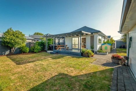 Photo of property in 42 Croziers Road, St Albans, Christchurch, 8052