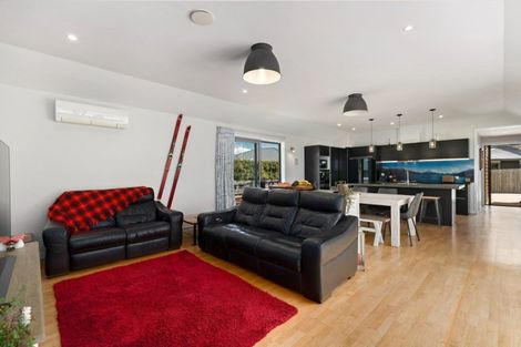 Photo of property in 6 Campden Court, Lower Shotover, Queenstown, 9304