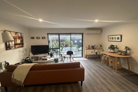 Photo of property in 2/26 Geraldine Street, Edgeware, Christchurch, 8013