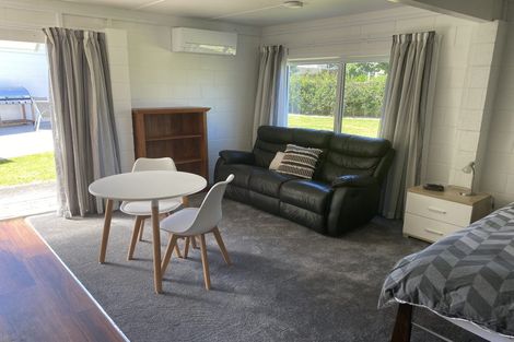 Photo of property in 22 Linklater Avenue, Bellevue, Tauranga, 3110