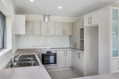 Photo of property in 404 Whangaparaoa Road, Stanmore Bay, Whangaparaoa, 0932