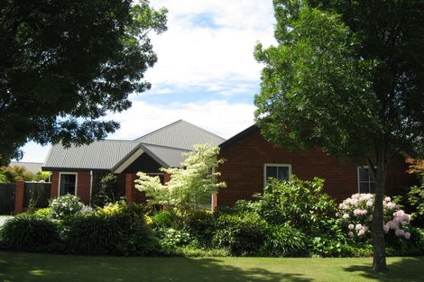 Photo of property in 3 Amesbury Mews, Avonhead, Christchurch, 8042