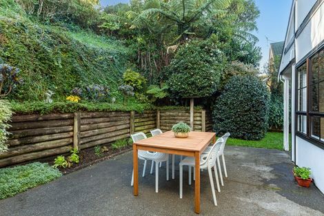 Photo of property in 31 Burbank Crescent, Churton Park, Wellington, 6037