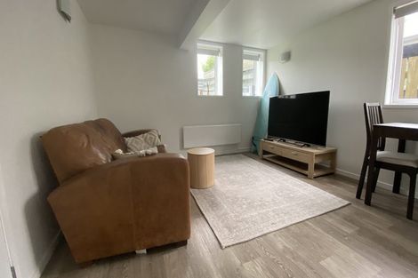 Photo of property in 42 Pitau Road, Mount Maunganui, 3116