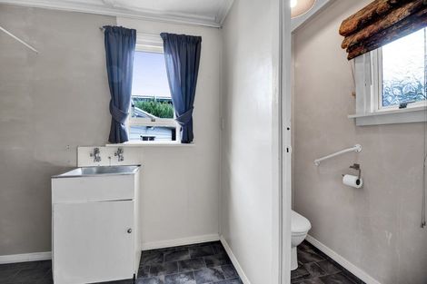 Photo of property in 181 Tukapa Street, Westown, New Plymouth, 4310