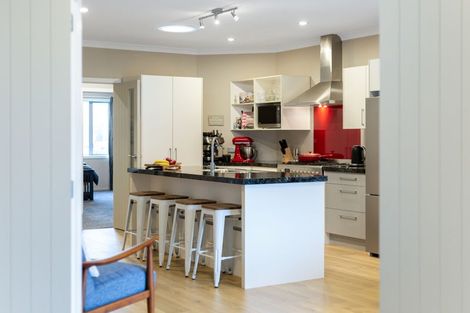 Photo of property in 4 Peel Lane, Aotea, Porirua, 5024