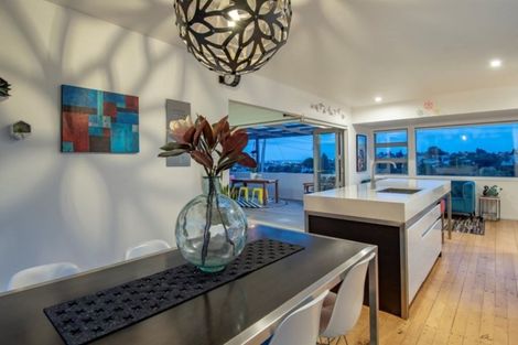 Photo of property in 61 Hinewa Road, Otumoetai, Tauranga, 3110