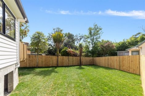Photo of property in 14a Rosalind Road, Glenfield, Auckland, 0629