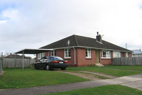 Photo of property in 30 Moheke Avenue, Roslyn, Palmerston North, 4414