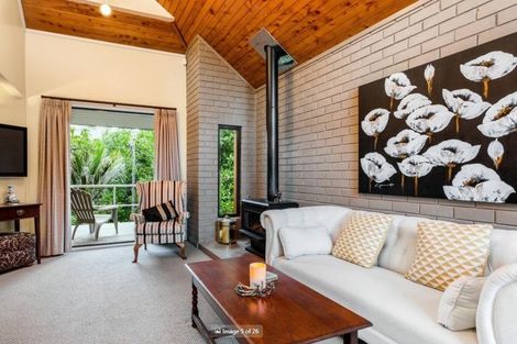 Photo of property in 7 View Road, Campbells Bay, Auckland, 0630