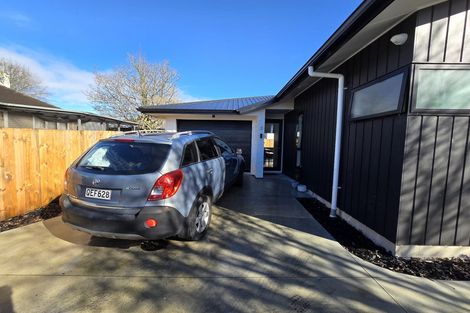 Photo of property in 7u3 Sare Crescent, Fairfield, Hamilton, 3214