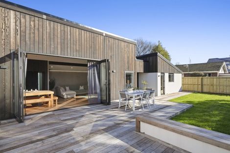 Photo of property in 19 Dunbarton Street, Redwood, Christchurch, 8051