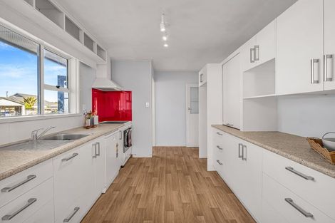 Photo of property in 84 Portal Street, Durie Hill, Whanganui, 4500
