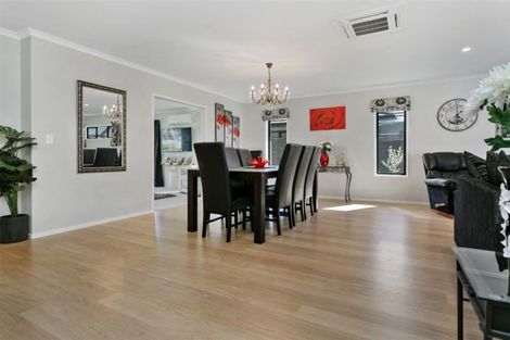 Photo of property in 39a Norfolk Drive, Cambridge, 3434