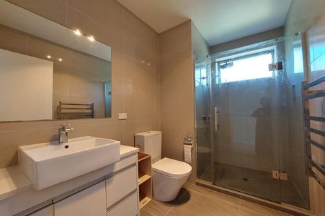 Photo of property in 28 Jelas Drive, Riverhead, 0820