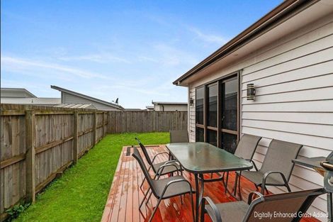 Photo of property in 55 Clarks Beach Road, Clarks Beach, 2122