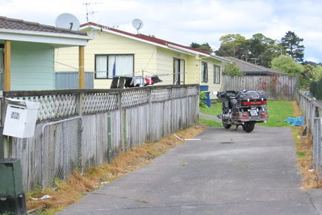 Photo of property in 44 Selak Place, Glen Eden, Auckland, 0602