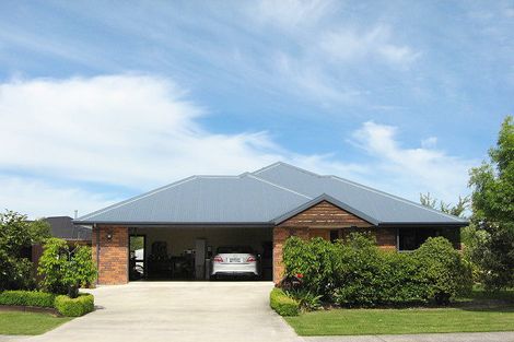 Photo of property in 19 Milesbrook Close, Rangiora, 7400