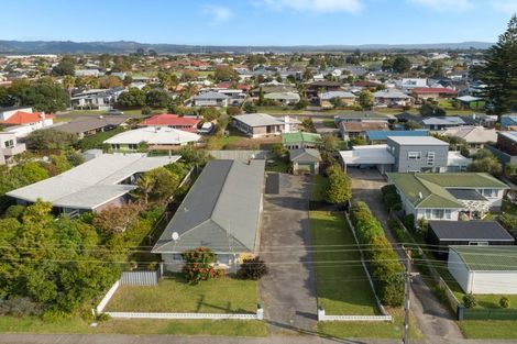 Photo of property in 16 Maranui Street, Mount Maunganui, 3116