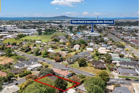 Photo of property in 37 Rosalind Road, Glenfield, Auckland, 0629