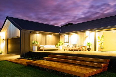 Photo of property in 17 Sandy Cove, Wainui, Gisborne, 4010