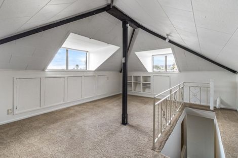 Photo of property in 21 Routley Drive, Glen Eden, Auckland, 0602