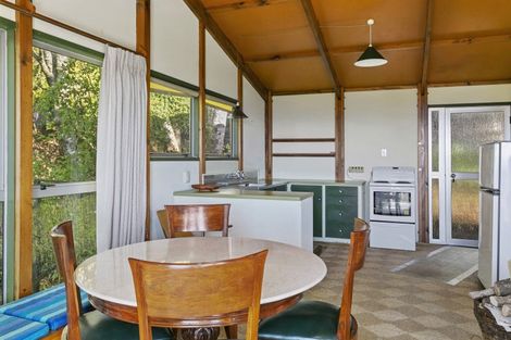 Photo of property in 20 Hauraki Terrace, Pukawa Bay, Turangi, 3381