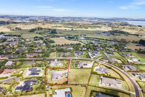 Photo of property in 12 Church View Road, Waiau Pa, Pukekohe, 2679