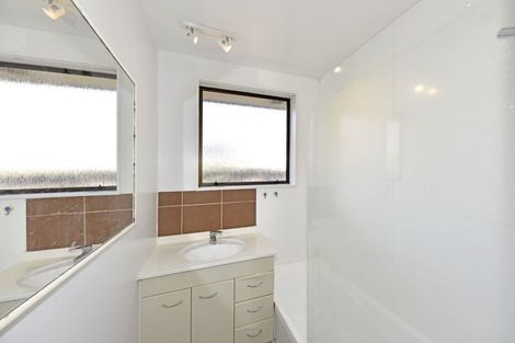 Photo of property in 40 Meadow Street, Papanui, Christchurch, 8052