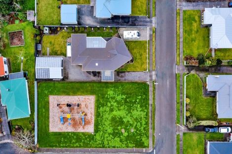 Photo of property in 16 Ramanui Avenue, Hawera, 4610