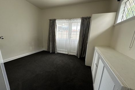 Photo of property in 11 Toru Street, Lyall Bay, Wellington, 6022