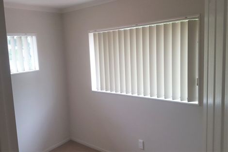 Photo of property in 13 Richard Halse Drive, Manurewa, Auckland, 2105