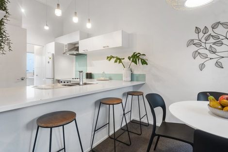 Photo of property in 2/40 James Evans Drive, Northcote, Auckland, 0627