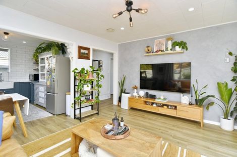 Photo of property in 144 Main North Road, Papanui, Christchurch, 8052
