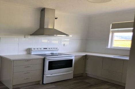 Photo of property in 185 Arapaepae Road, Levin, 5571