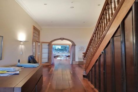 Photo of property in 133 Eden Street, Island Bay, Wellington, 6023