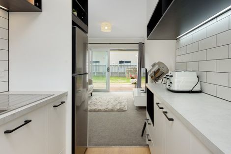 Photo of property in 40 Maunganui Road, Mount Maunganui, 3116