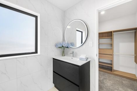 Photo of property in 12 Elevation Street, Flat Bush, Auckland, 2019
