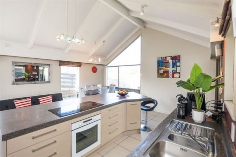 Photo of property in 40 Terry Crescent, Milson, Palmerston North, 4414