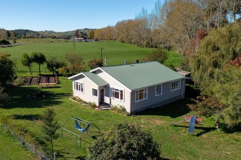 Photo of property in 1397 Dovedale Road, Thorpe, Wakefield, 7096