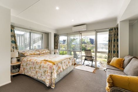 Photo of property in 1281 Papamoa Beach Road, Papamoa Beach, Papamoa, 3118