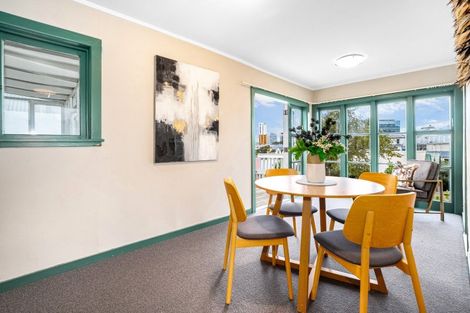 Photo of property in 177 Grant Road, Thorndon, Wellington, 6011