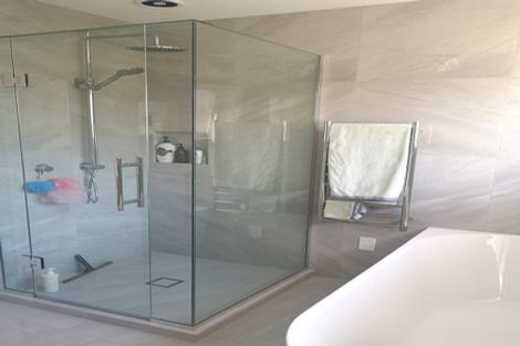 Photo of property in 1/94 Nile Road, Milford, Auckland, 0620