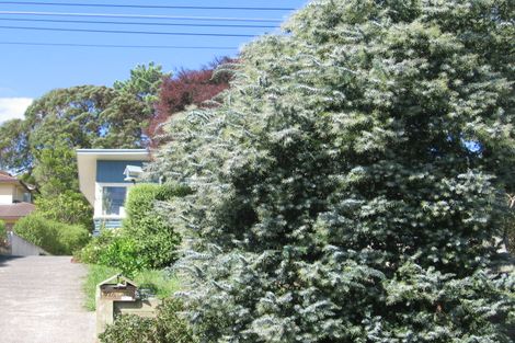 Photo of property in 37a Seaton Road, Murrays Bay, Auckland, 0630