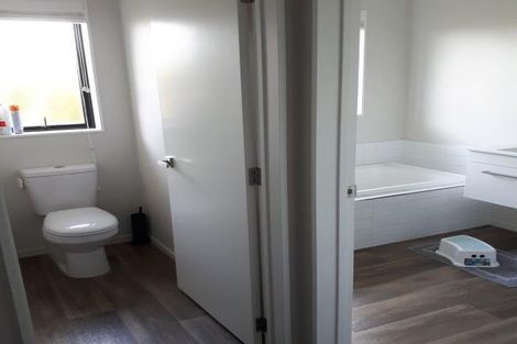 Photo of property in 10 Greenstone Street, Rolleston, 7614